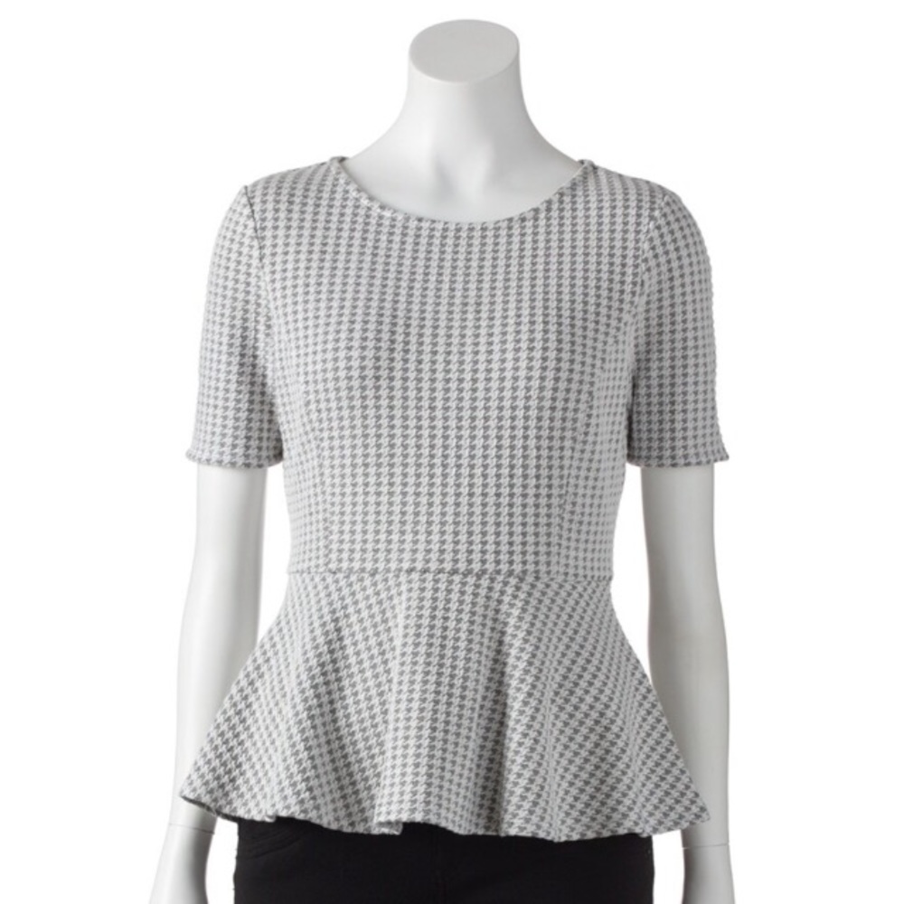 Elle Soft Grey Houndstooth Peplum Top